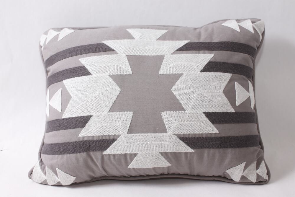 Pendleton Gray and White Aztec-style Geometric Throw Pillow 15" ~ 260917-WH 726